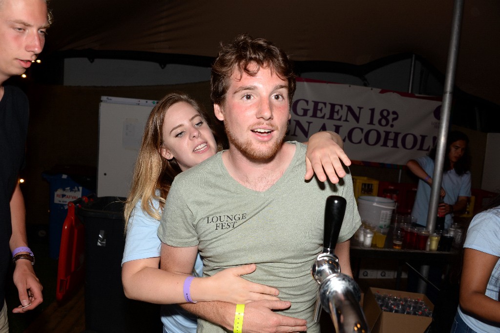 ../Images/Vrijdag Loungefest 2017 285.jpg